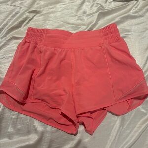 Lululemon hotty hots